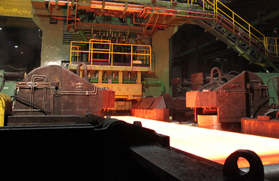 SJI Acroni’s plate mill in Jesenice, Slovenia. The steel producer benefits from increased mill availability and secured supply of spare parts for the drives. 