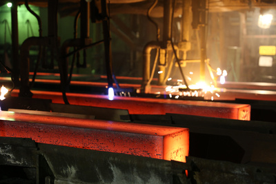With the solution "Through-Process Optimization (TPO)", EVRAZ ZSMK intends to improve the quality of rail manufacturing at Russia’s largest steel plant. Copyright: © 2021 EVRAZ plc