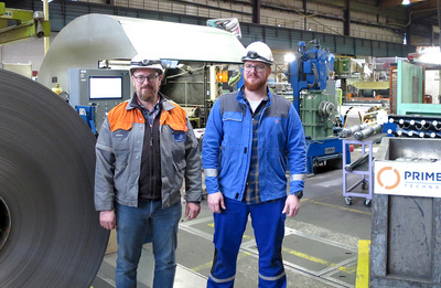 Markus Reth, project manager at thyssenkrupp Rasselstein, and Jann Vogelgesang, project manager at Primetals Technologies, on site in Andernach.
