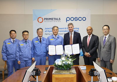 Representatives from POSCO (in blue) and Primetals Technologies, from left to right: Jaehoon Park, Head of Electric Melting & Steelmaking Research Group, Jinchan Bae, Head of Iron and Steelmaking Production Technology Group, Dr. Myung Gyun Shin, Head of Hydrogen Ironmaking Research Group, Dr. Kisoo Kim, Head of Low Carbon Process R&D Center, Dr. Friedemann Plaul, Head of Iron- and steelmaking, Aashish Gupta, Executive Vice President, and Sukju Lee, CEO at Primetals Technologies South Korea.  