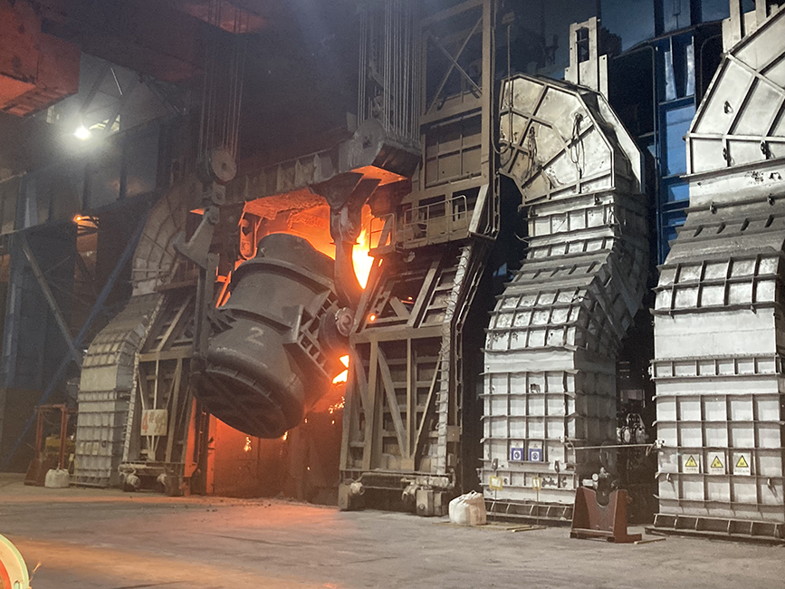 Die Automatisierungs- und Digitalisierungslösungen von Primetals Technologies ermöglichen dem voll integrierten Stahlwerk von Rizhao Steel „Stahlerzeugung auf Knopfdruck“.